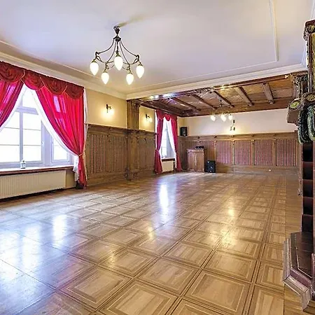 Pałac Spiż Koło Karpacza