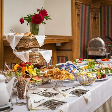 Palac Spiz Kolo Karpacza Miłków