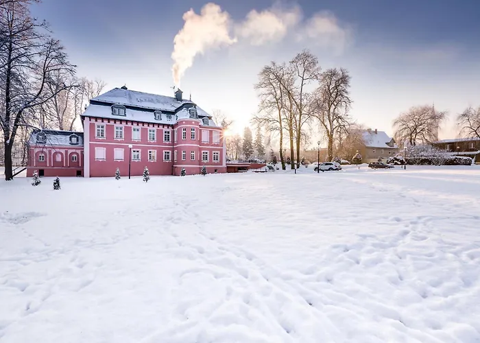 Palac Spiz Kolo Karpacza Hotel 3*